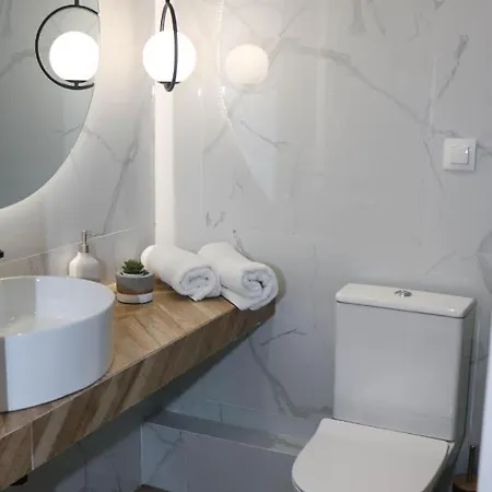 New Deluxe 2 Downtown Thessaloniki-fully Equiped Apartamento Tessalónica