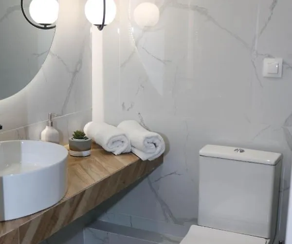 New Deluxe 2 Downtown Thessaloniki-fully Equiped Apartament Saloniki